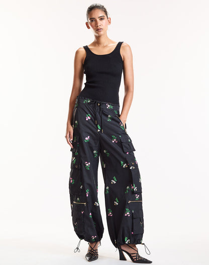 Bouquet Printed Cargo Pants | Cynthia Rowley Clothing
