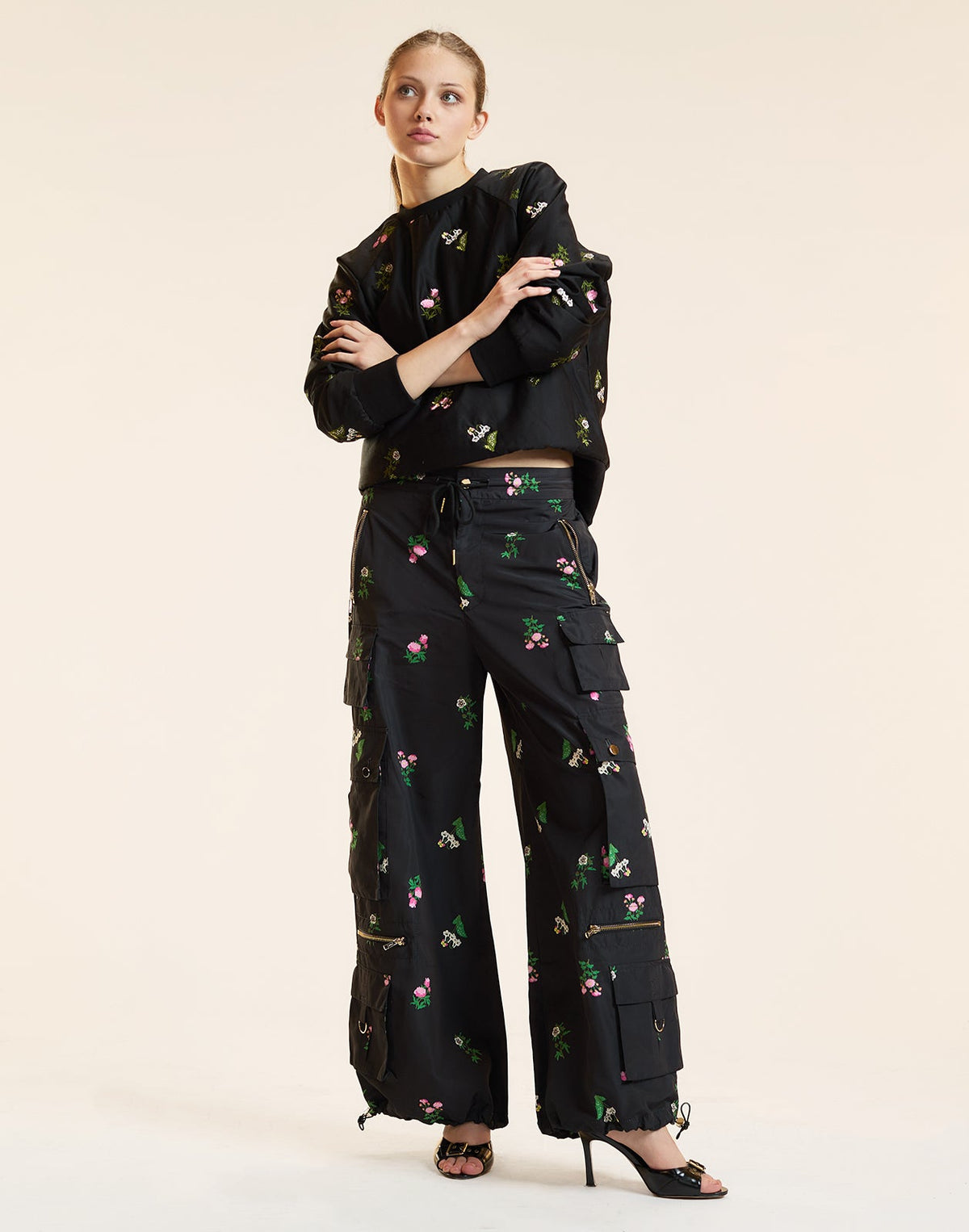 Bouquet Printed Cargo Pants | Cynthia Rowley Clothing